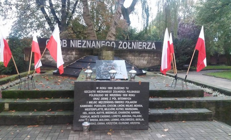 Radomszczańskie SLD uczciło 74. rocznicę Bitwy pod Lenino 